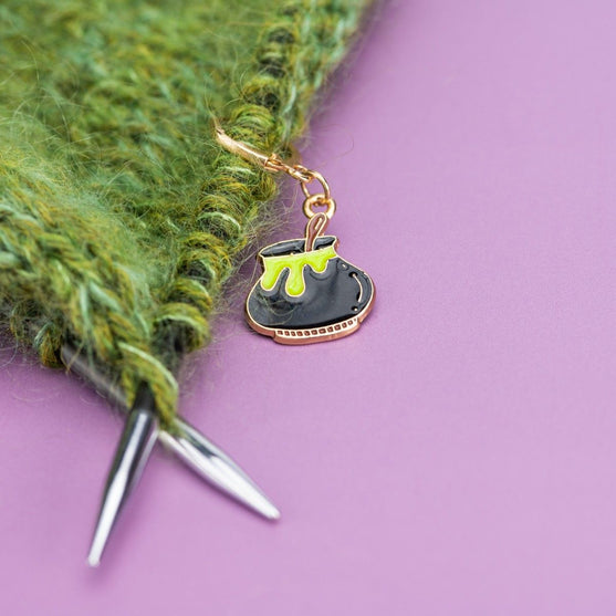 

Segnamaglie Halloween - Hobbii
3