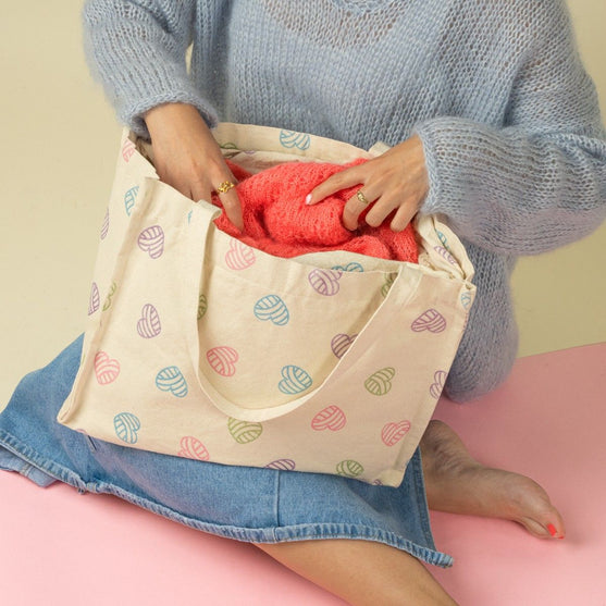 

Shopper in tela con chiusura a lacci - Hobbii
6
