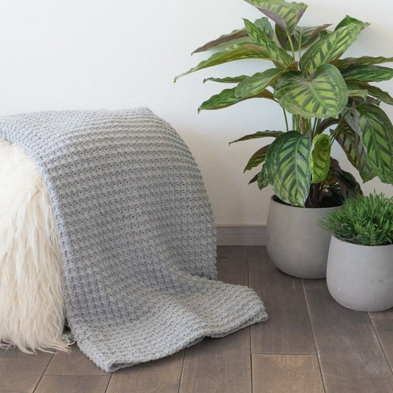 

Coperta  - Homely Vibes
3