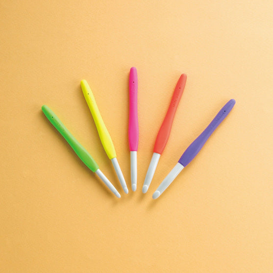 

Uncinetto Amour - Clover
2