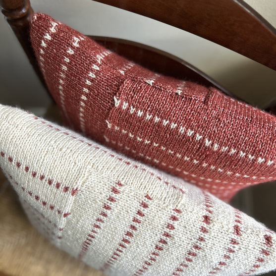 

Cedar Stitch - Cuscino
5