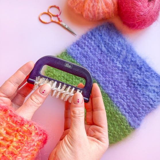 

Spazzola per il mohair - Prym
4