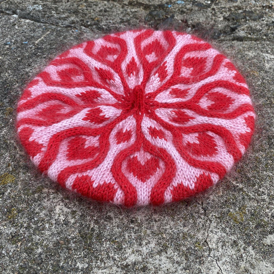 

Twisted Love - Berretto
1