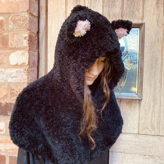 

Hooded Cat - Mantello
1