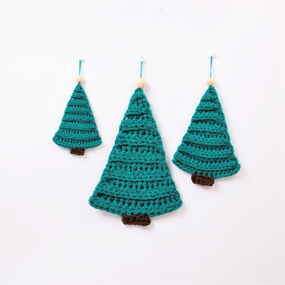 

Albero di Natale con perlina
1