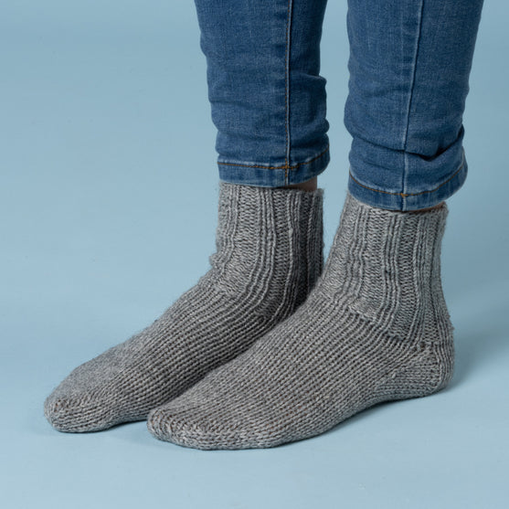 

Otra - Calzini sfilacciati
2