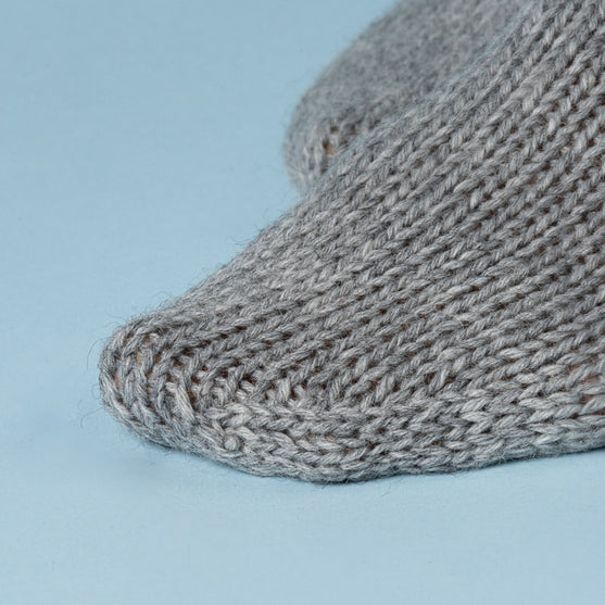 

Otra - Calzini sfilacciati
6